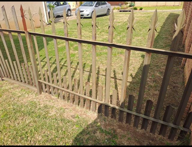 4 BEDROOM TOWNHOUSE FOR SALE IN WATERKLOOF